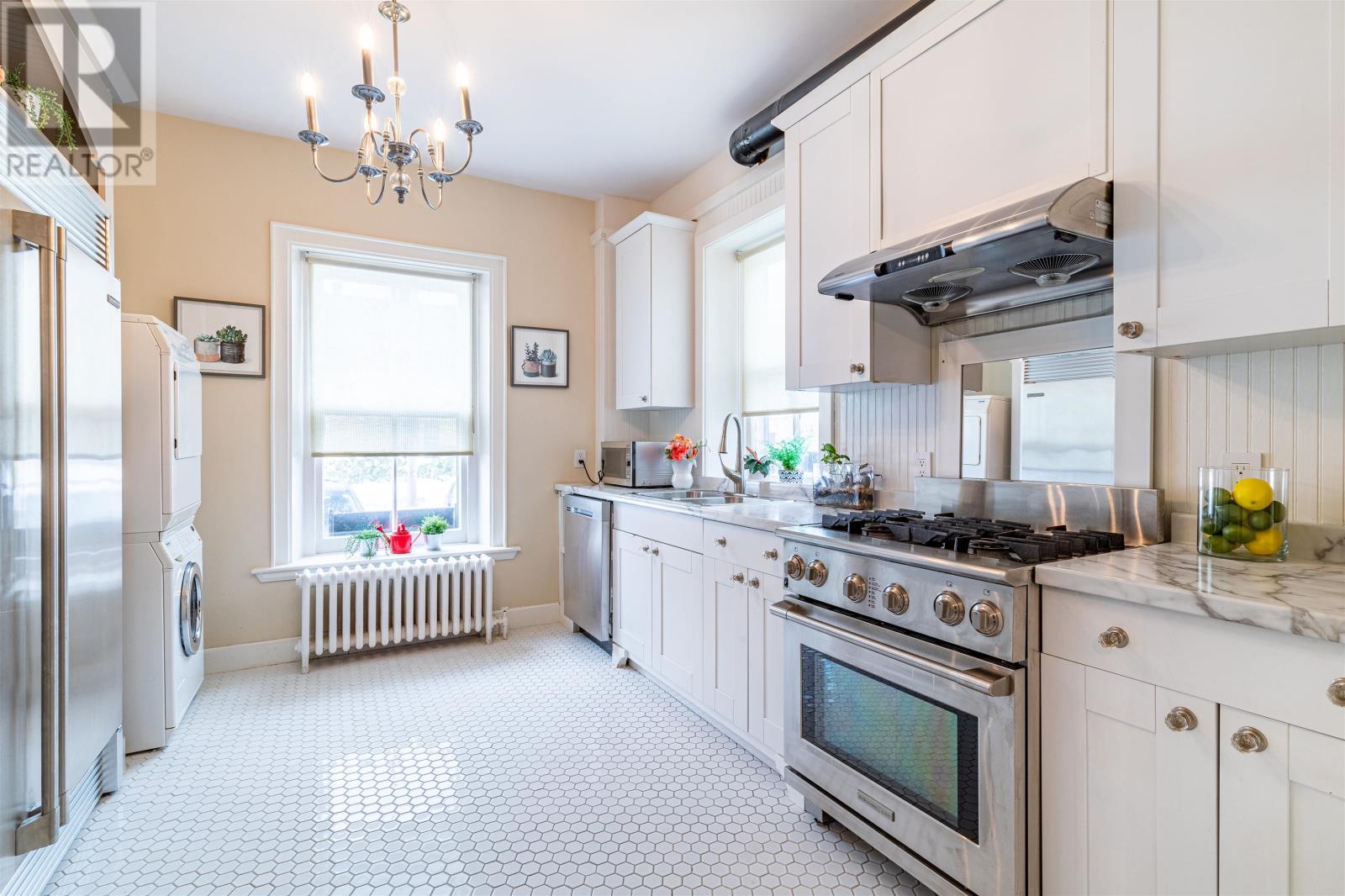 2 Ambrose Street - 5