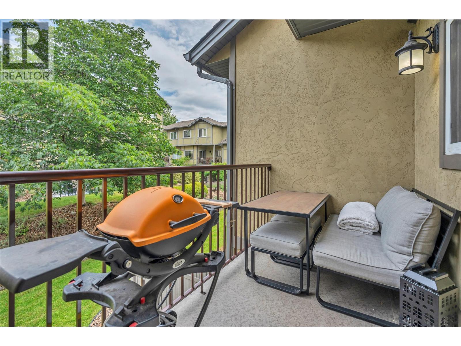#116 48 Galt Avenue - 24