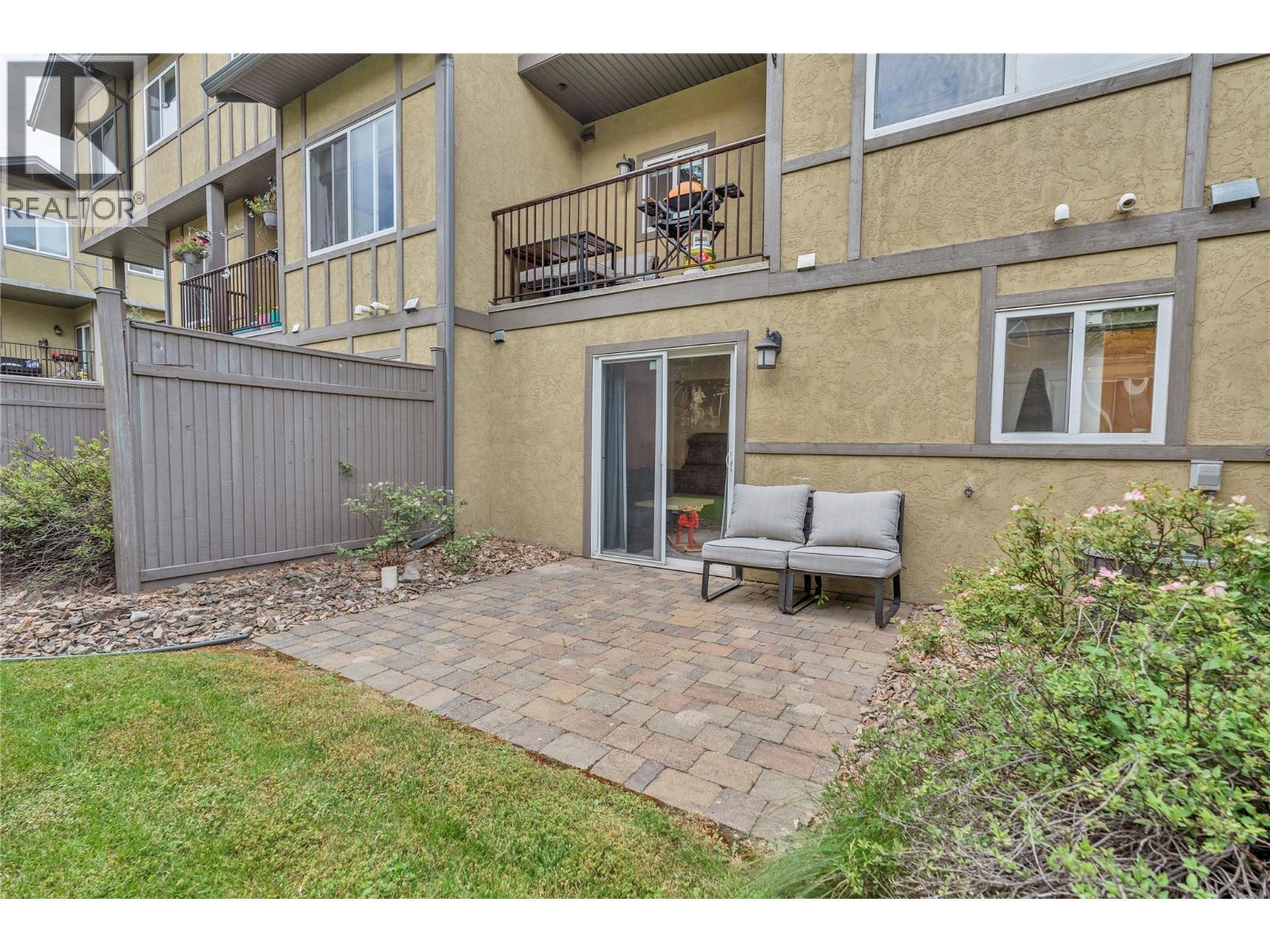 #116 48 Galt Avenue - 34