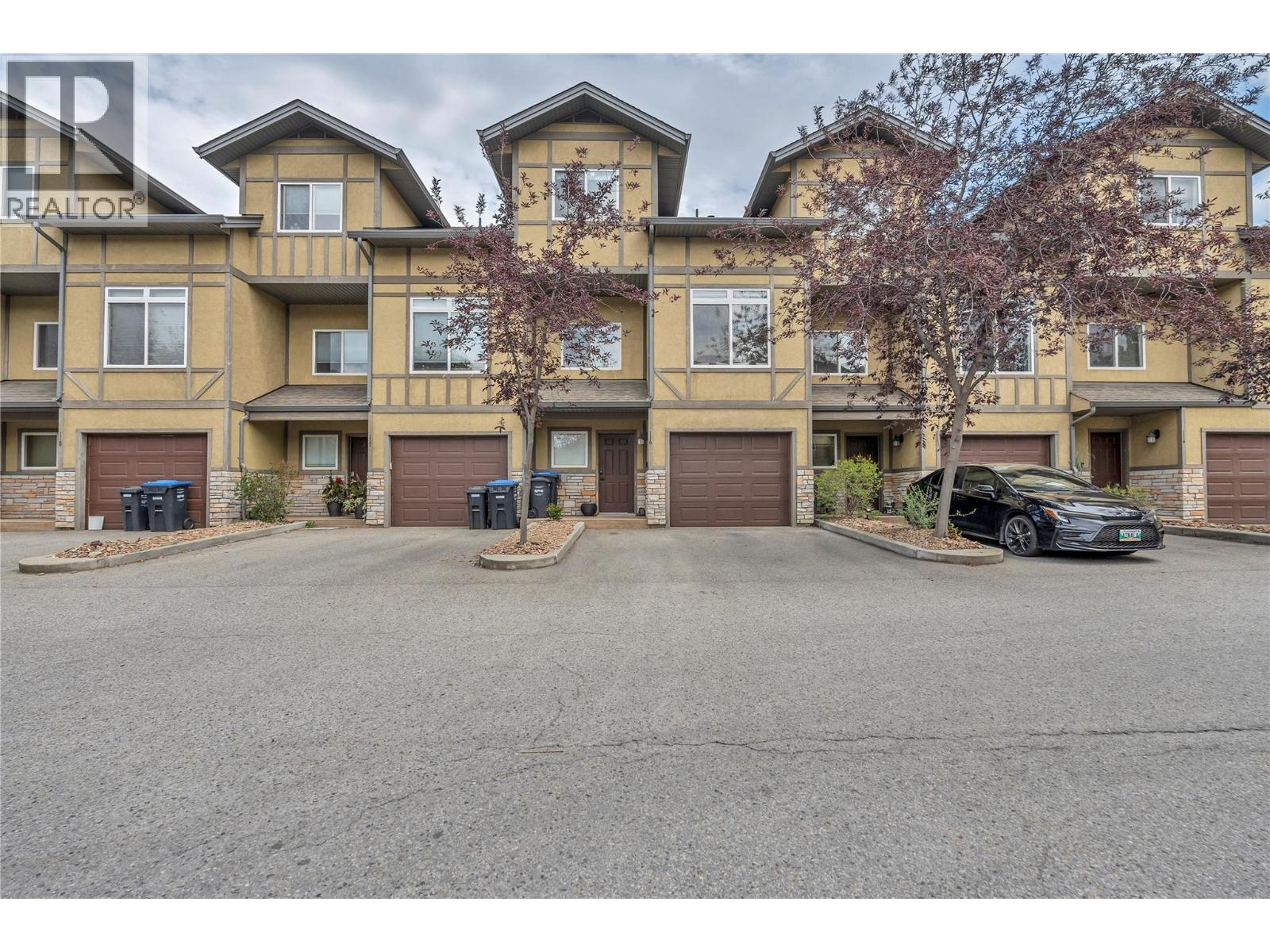 #116 48 Galt Avenue - 39