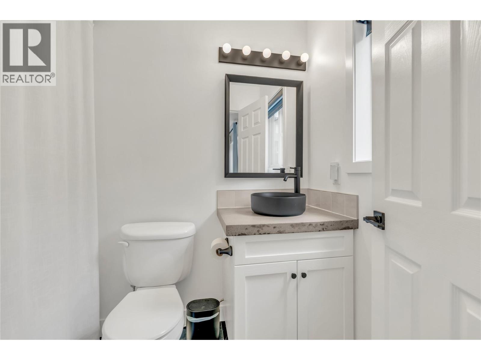 #116 48 Galt Avenue - 4