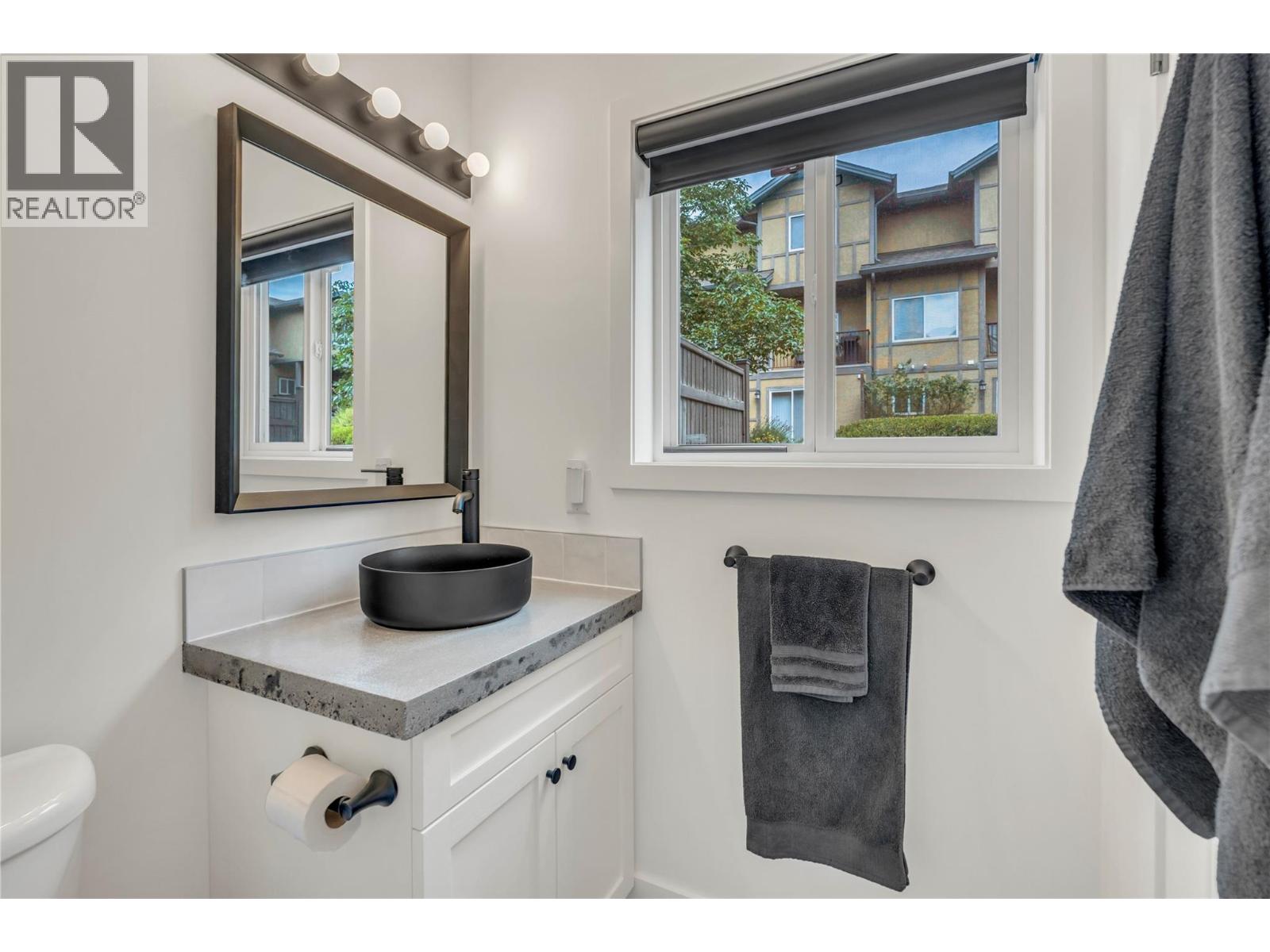 #116 48 Galt Avenue - 5