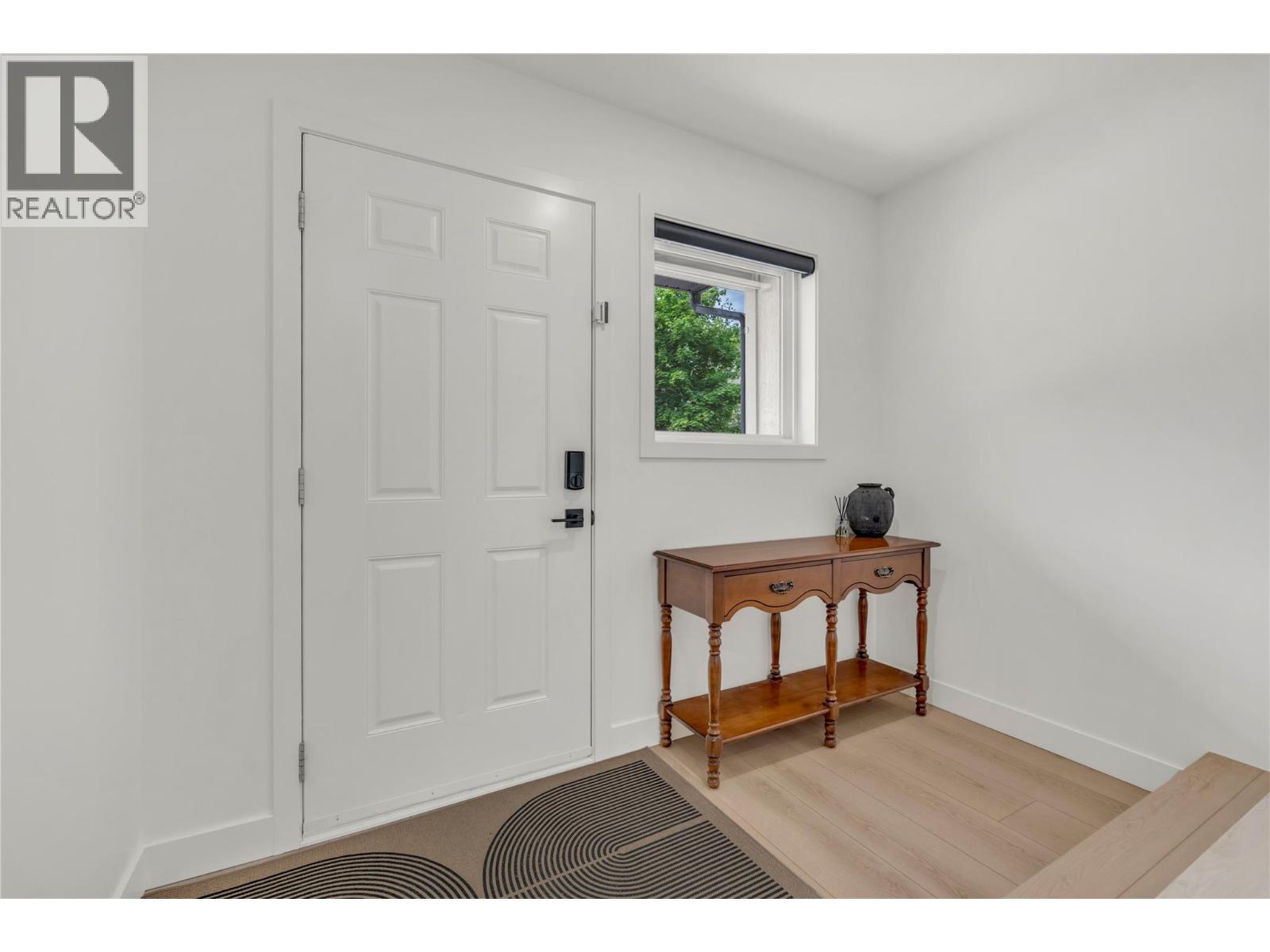 #116 48 Galt Avenue - 6