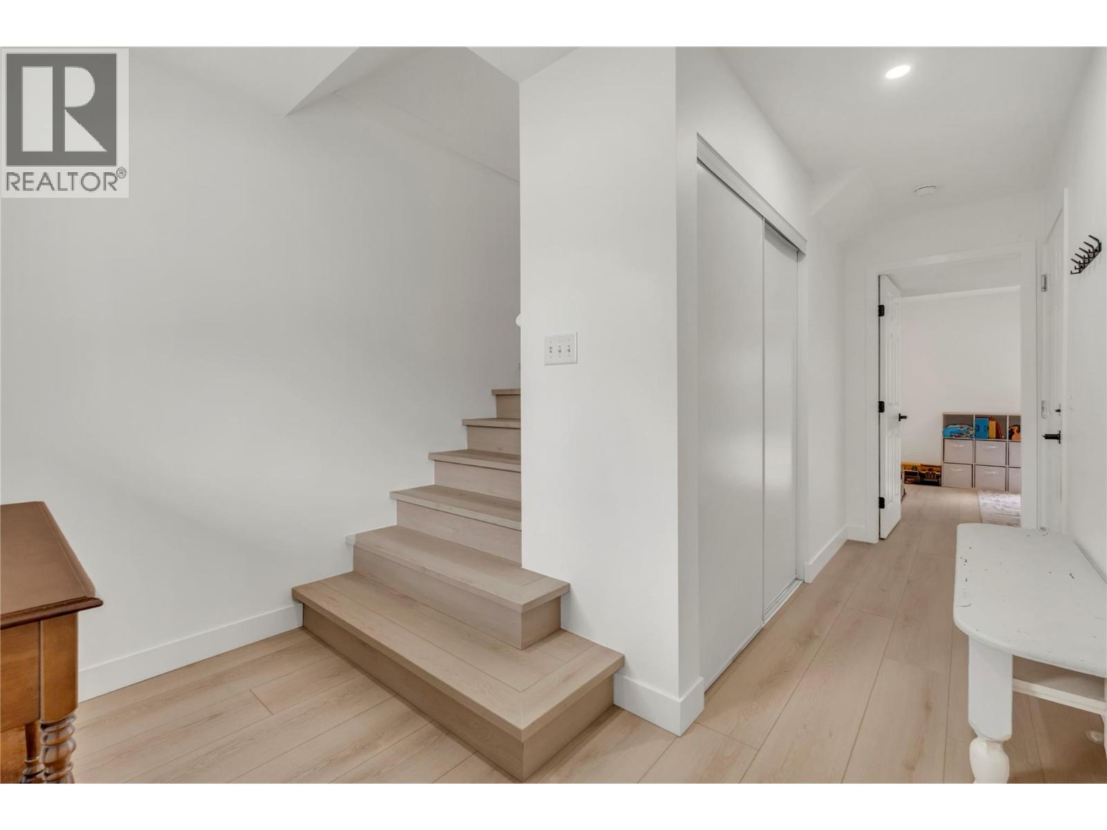 #116 48 Galt Avenue - 7