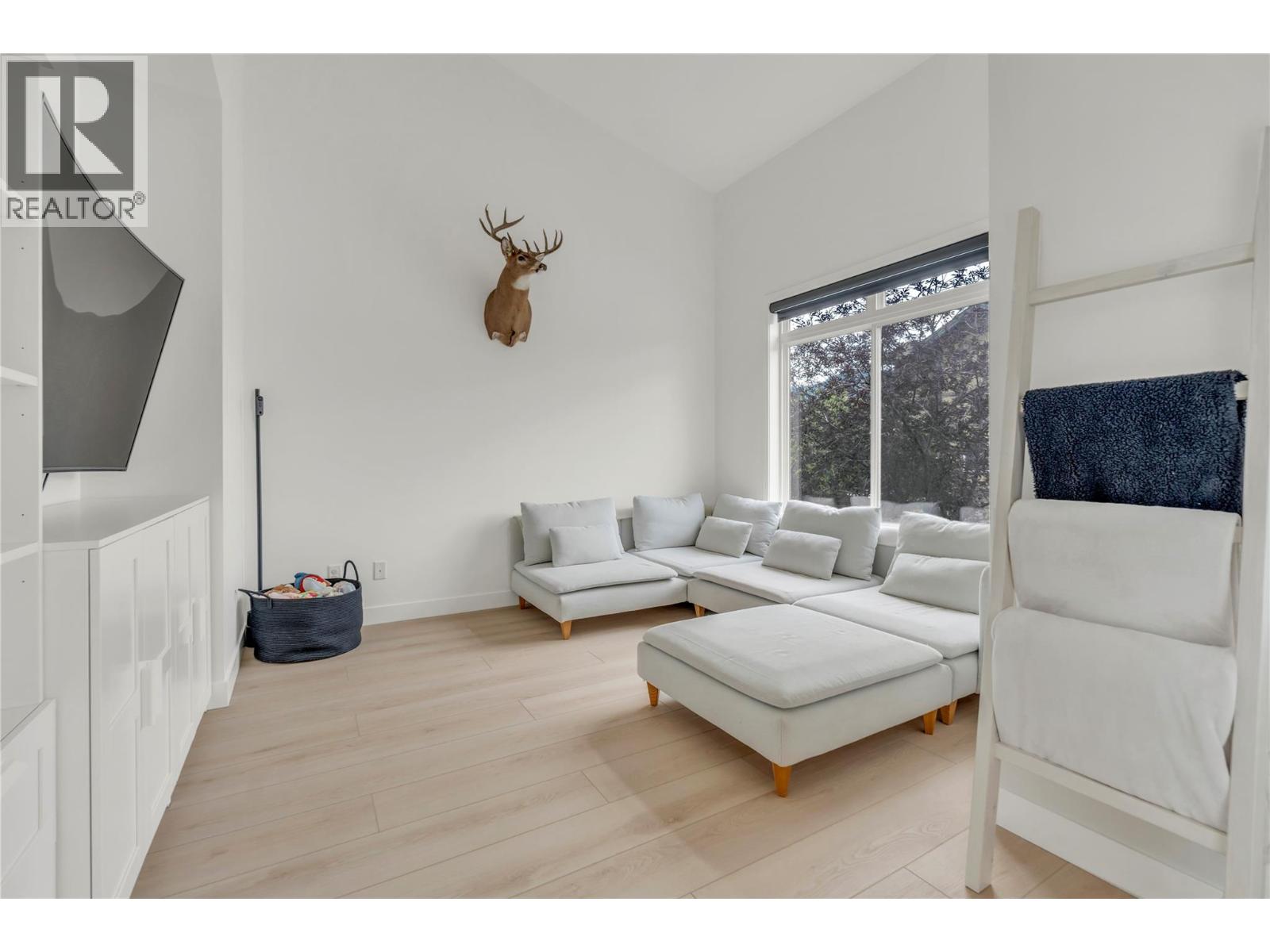 #116 48 Galt Avenue - 8