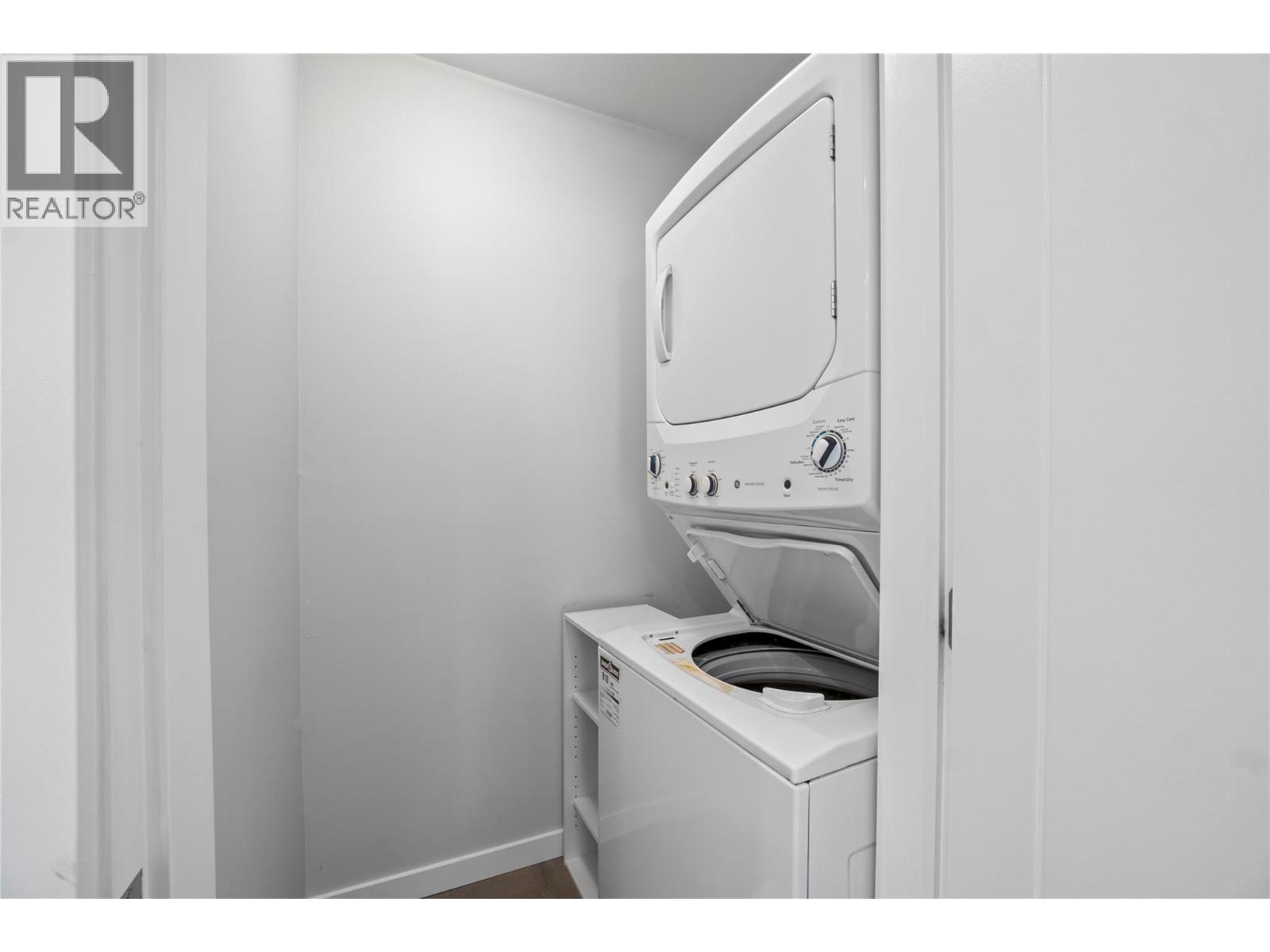 #6 2081 11 Avenue NE - 16