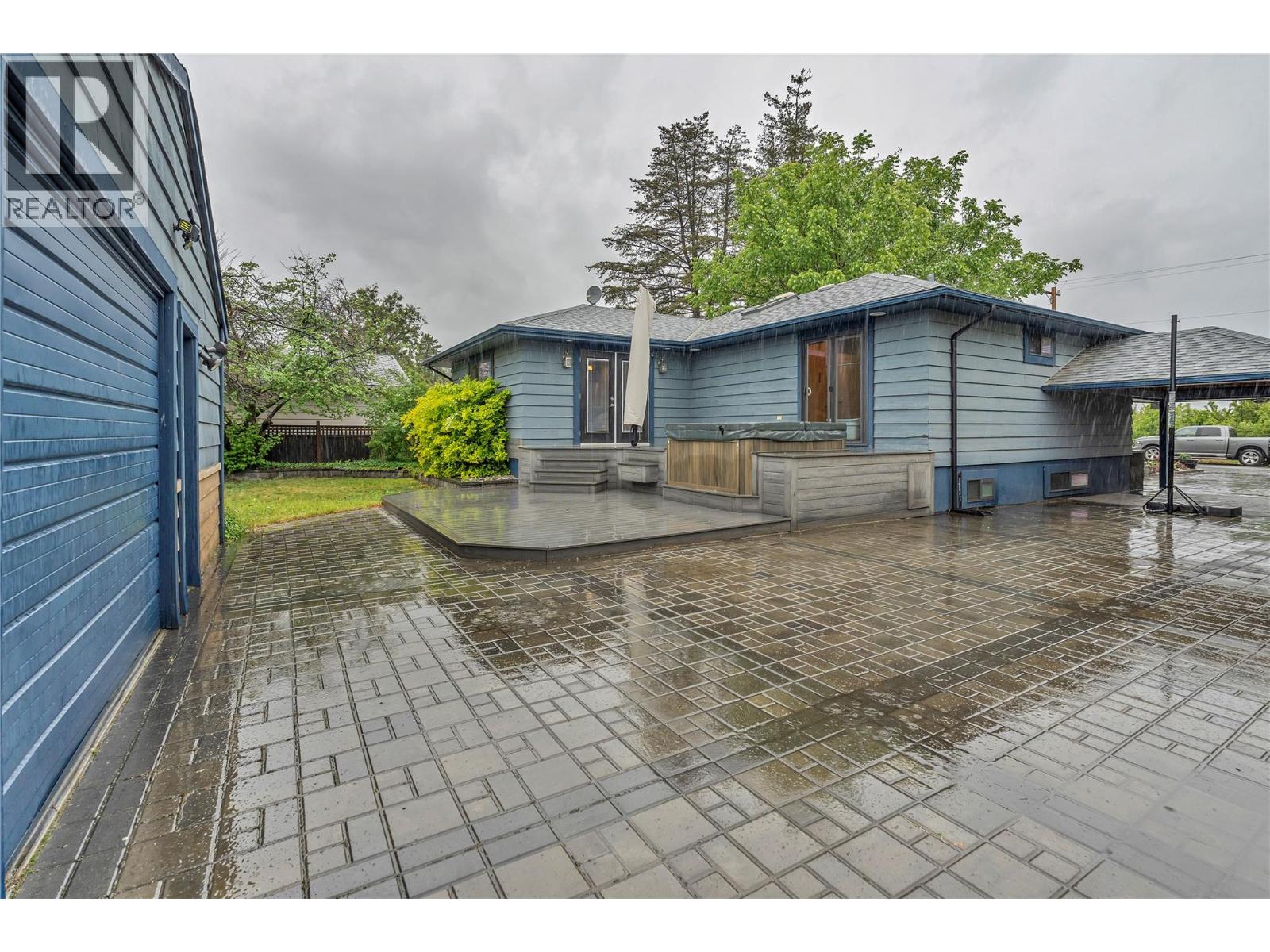2301 Tait Street, Summerland