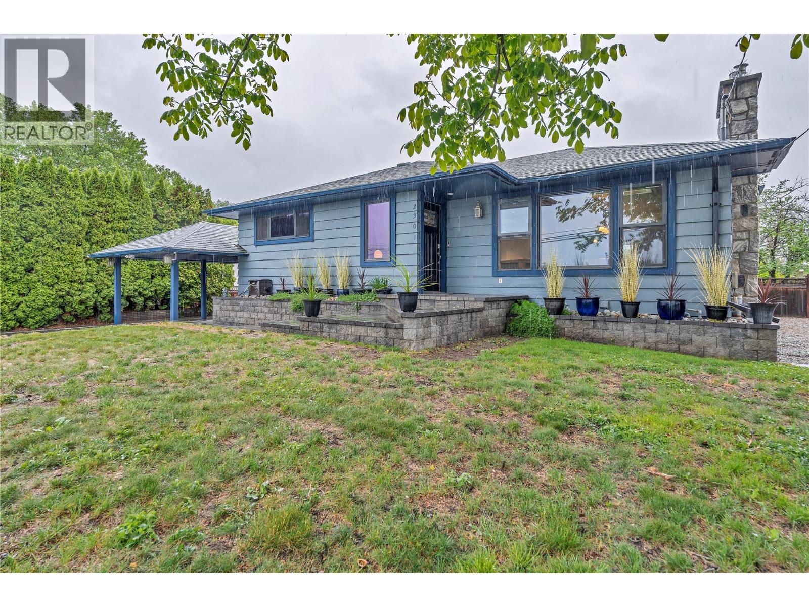 2301 Tait Street, Summerland