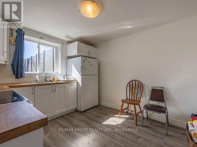 80 THOMAS STREET - 7