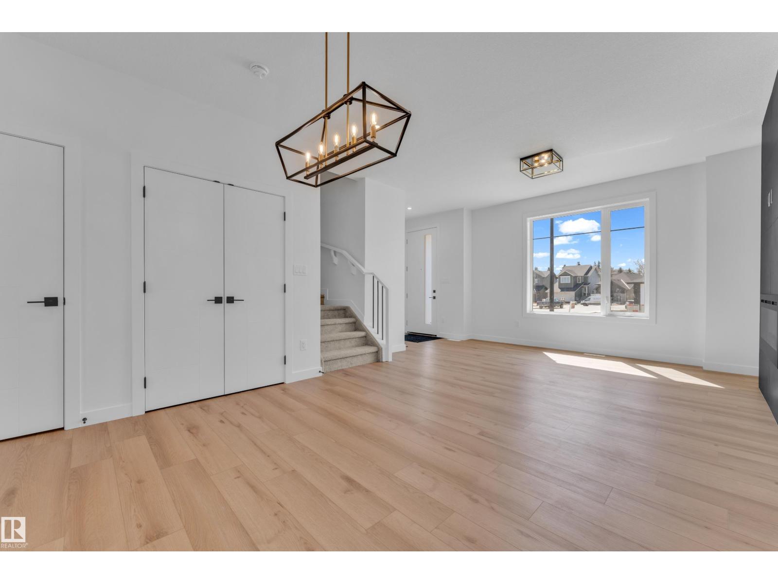 173 Graybriar DR - 8