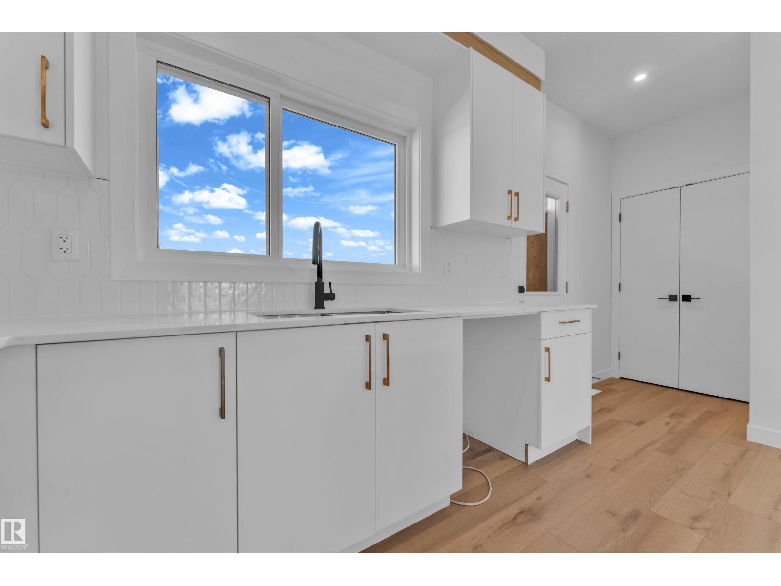 173 Graybriar DR - 15