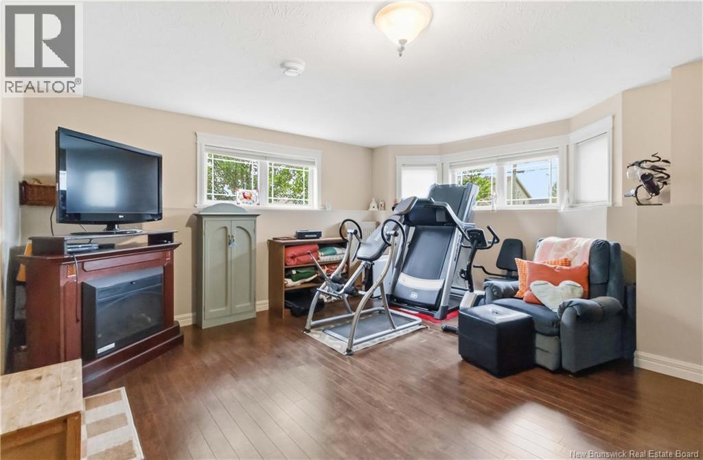 54 Clarendon Drive - 36