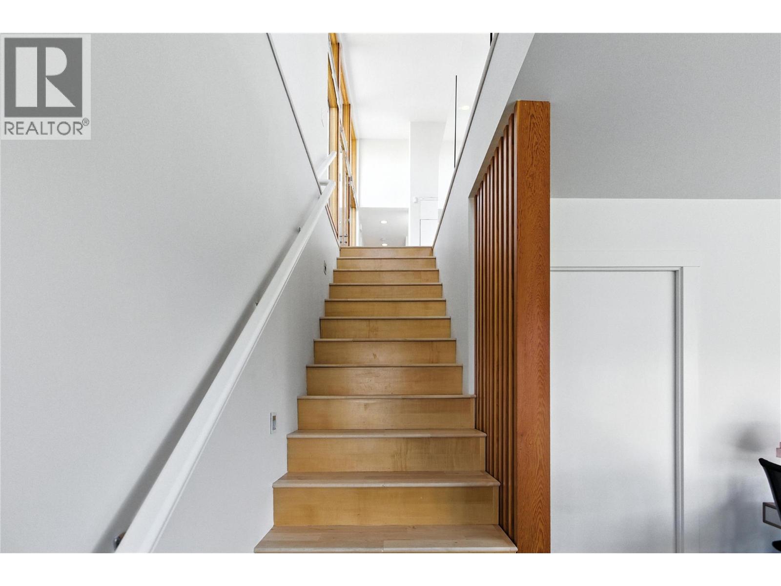 6993 OLD NICOLA Trail - 32