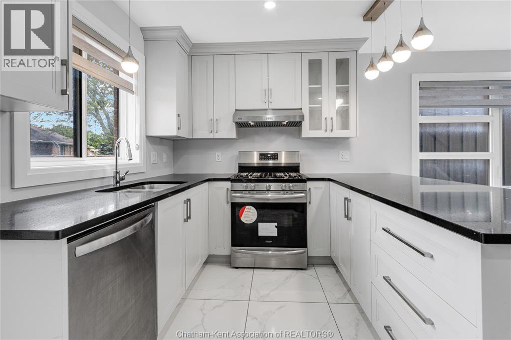 59 CHURCHILL PARK ROAD - 12
