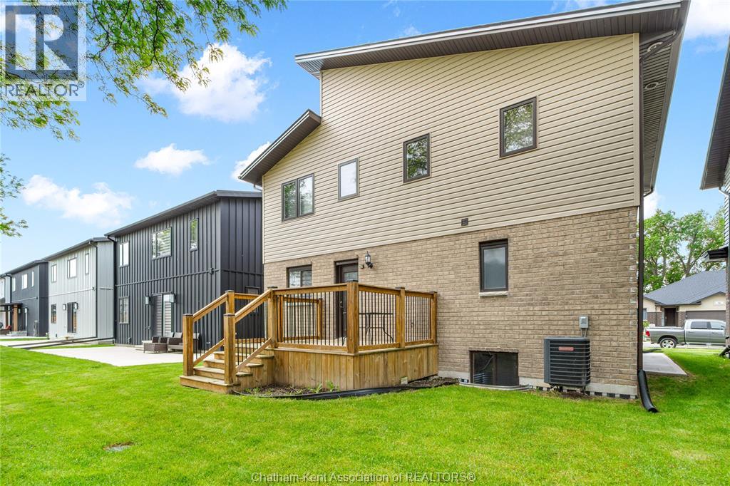 59 CHURCHILL PARK ROAD - 48