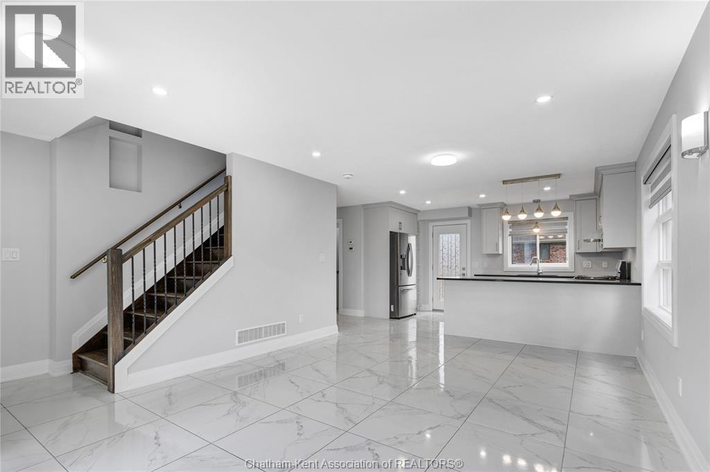 59 CHURCHILL PARK ROAD - 9