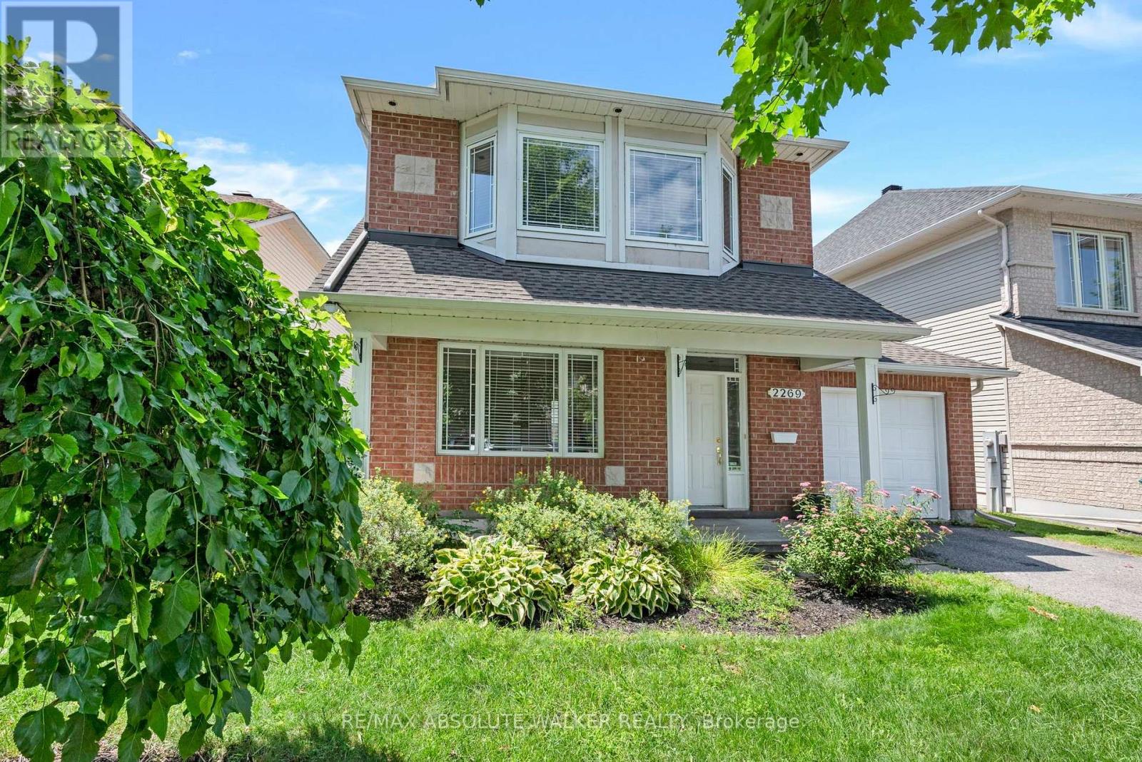 2269 SANDMAN CRESCENT - 2
