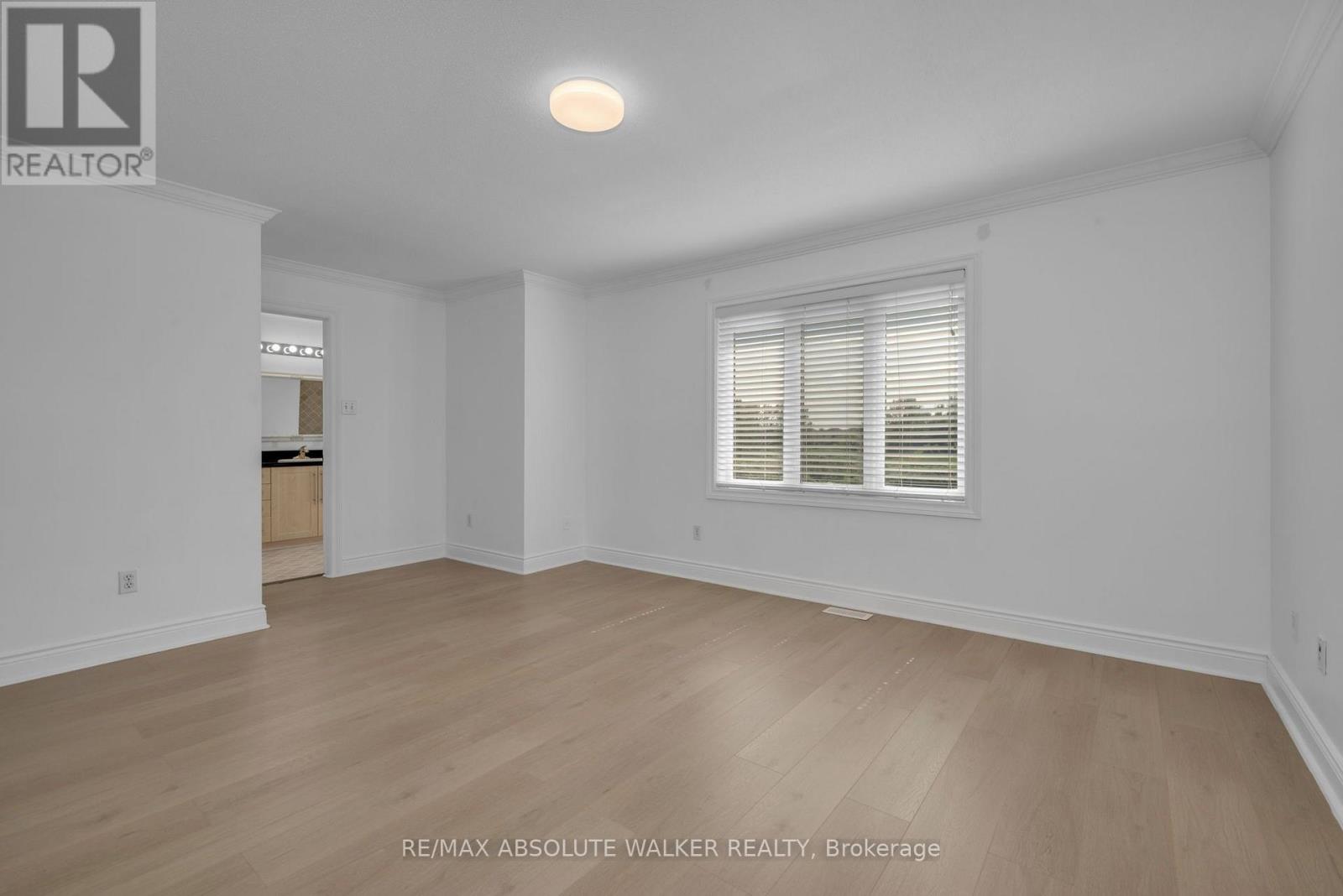 2269 SANDMAN CRESCENT - 26