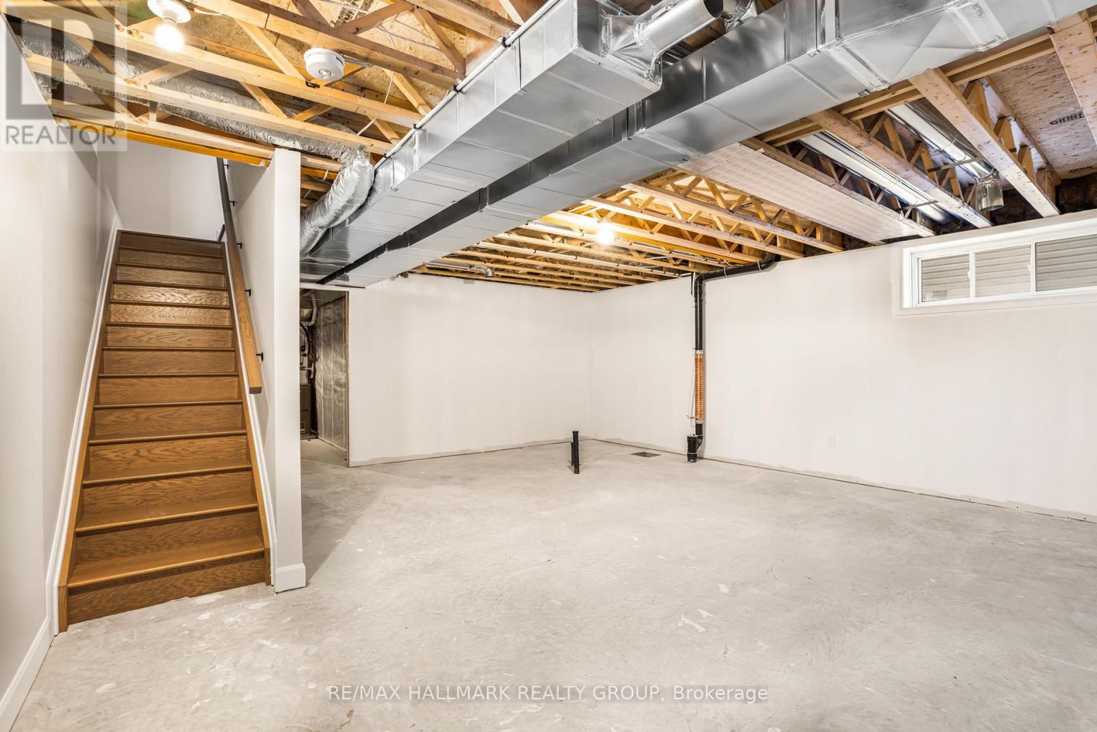 311 ZAKARI STREET - 27
