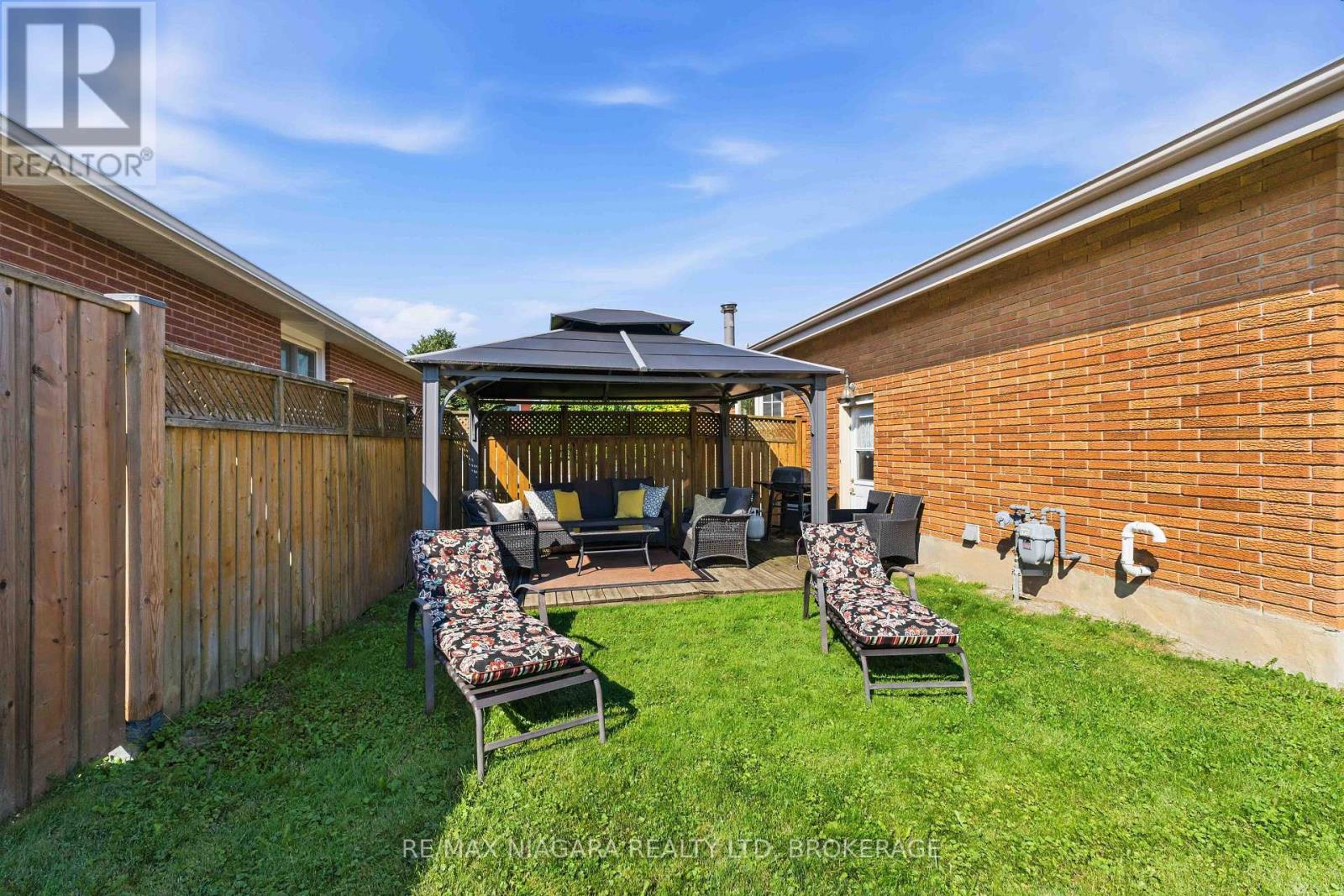8689 FURLONG AVENUE - 29