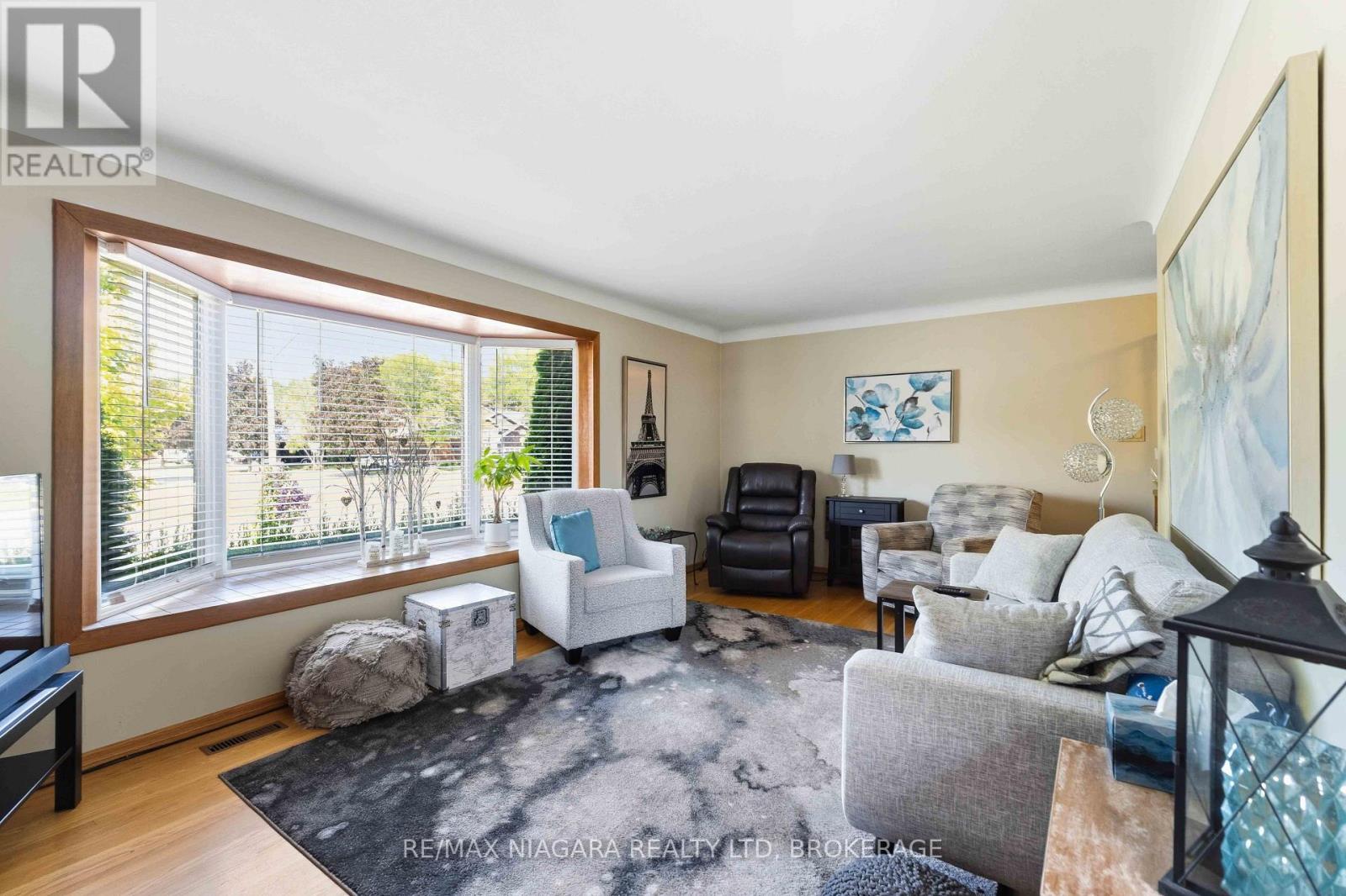 8689 FURLONG AVENUE - 5