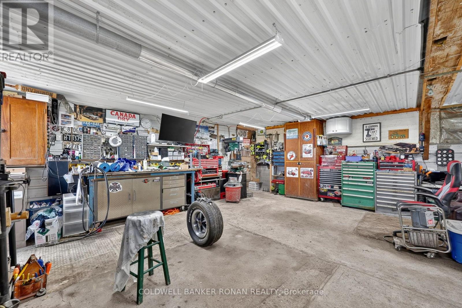 5814 CONCESSION ROAD 7 - 44