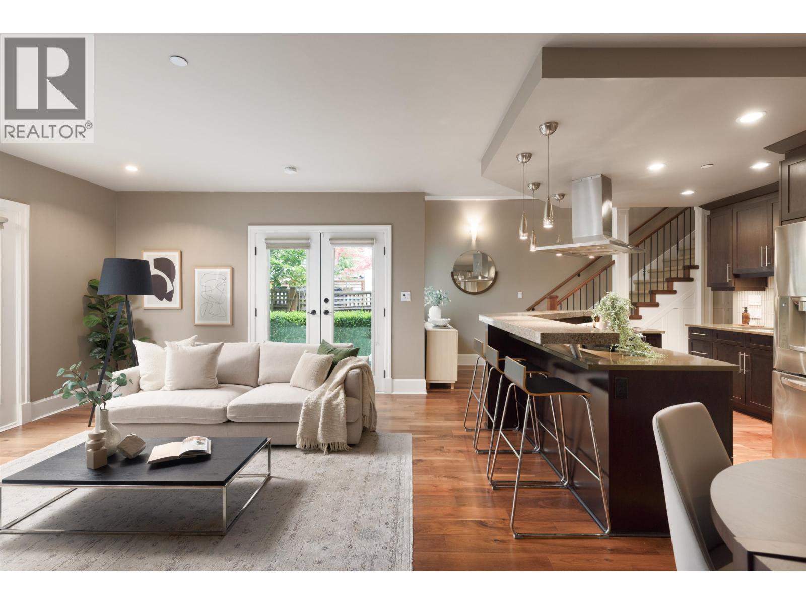 3 Bed, 3 Bath House for Sale in Vancouver – 850 E 10TH AVENUE, Vancouver – MLS# R3146075 - Image 9