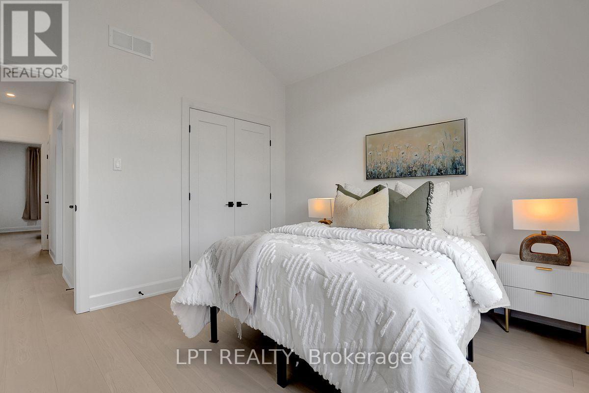 23 SKEEL COURT - 27