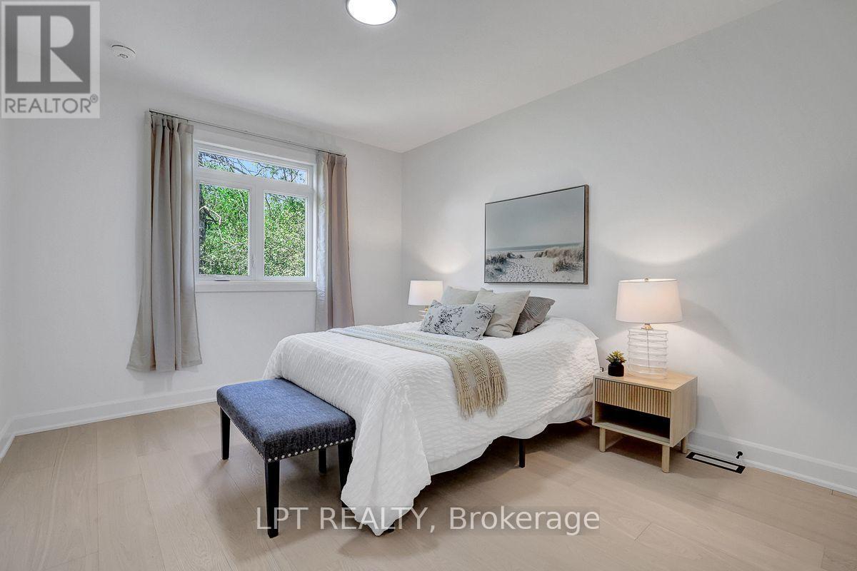 23 SKEEL COURT - 28