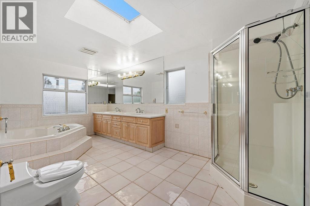 5 Bed, 5 Bath House for Sale in Vancouver – 1042 W 48TH AVENUE, Vancouver – MLS# R3146060 - Image 8