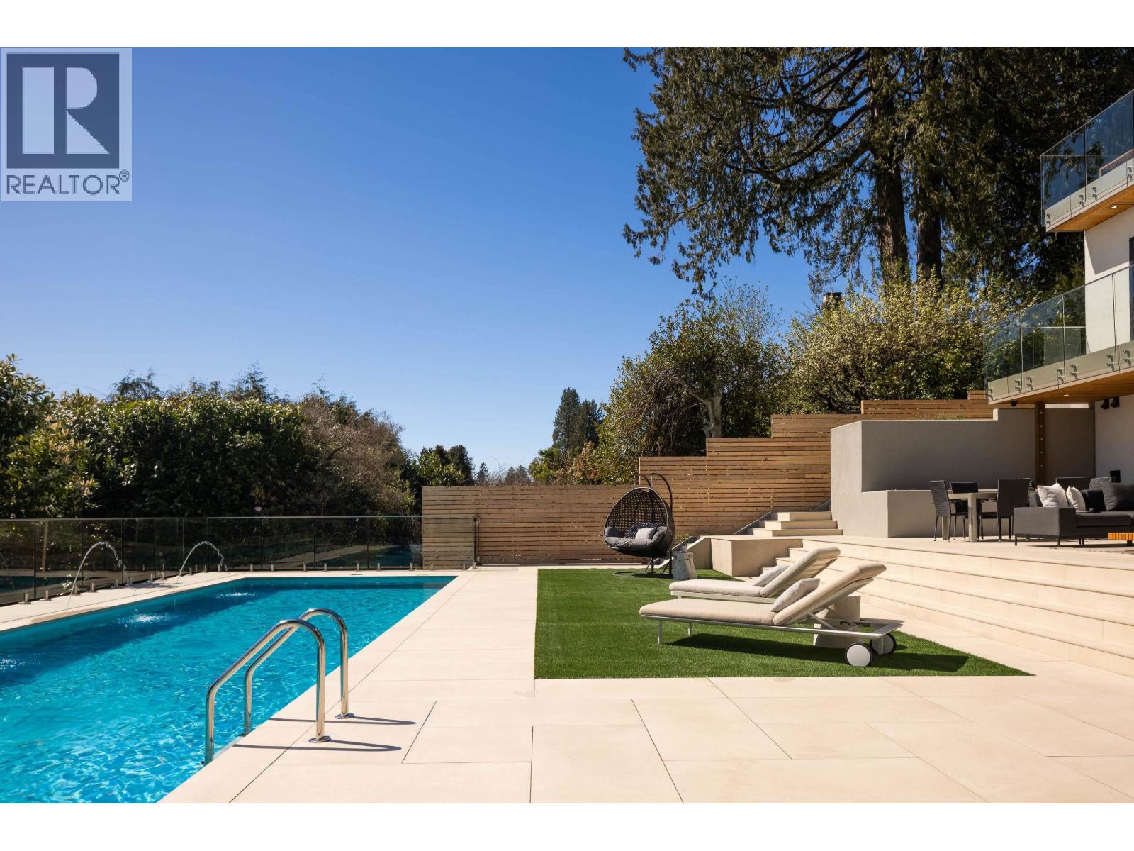 2356 OTTAWA AVENUE, West Vancouver