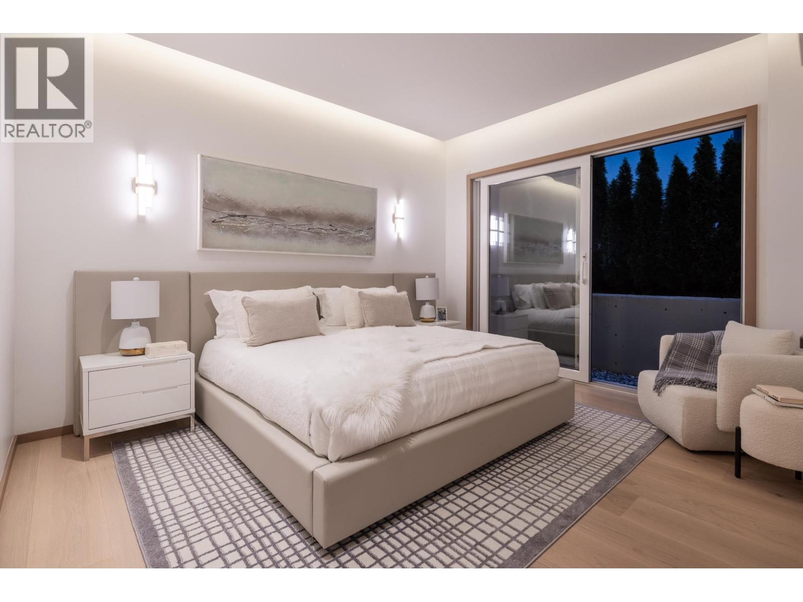 2356 OTTAWA AVENUE, West Vancouver
