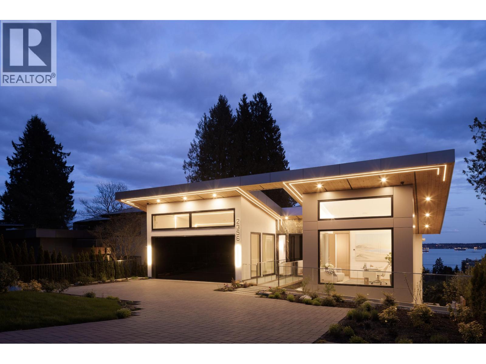 2356 OTTAWA AVENUE, West Vancouver