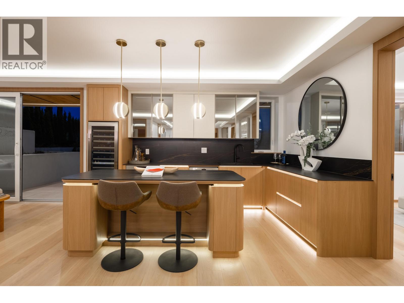 2356 OTTAWA AVENUE, West Vancouver