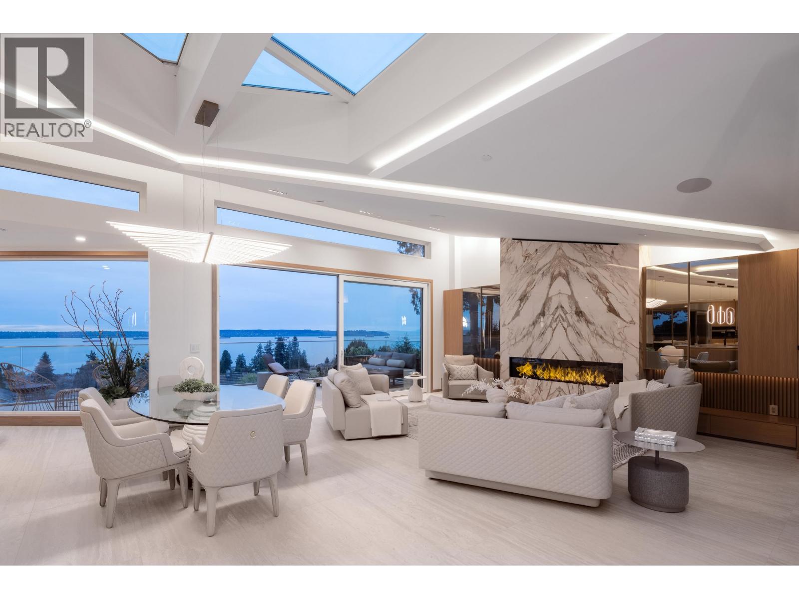 2356 OTTAWA AVENUE, West Vancouver