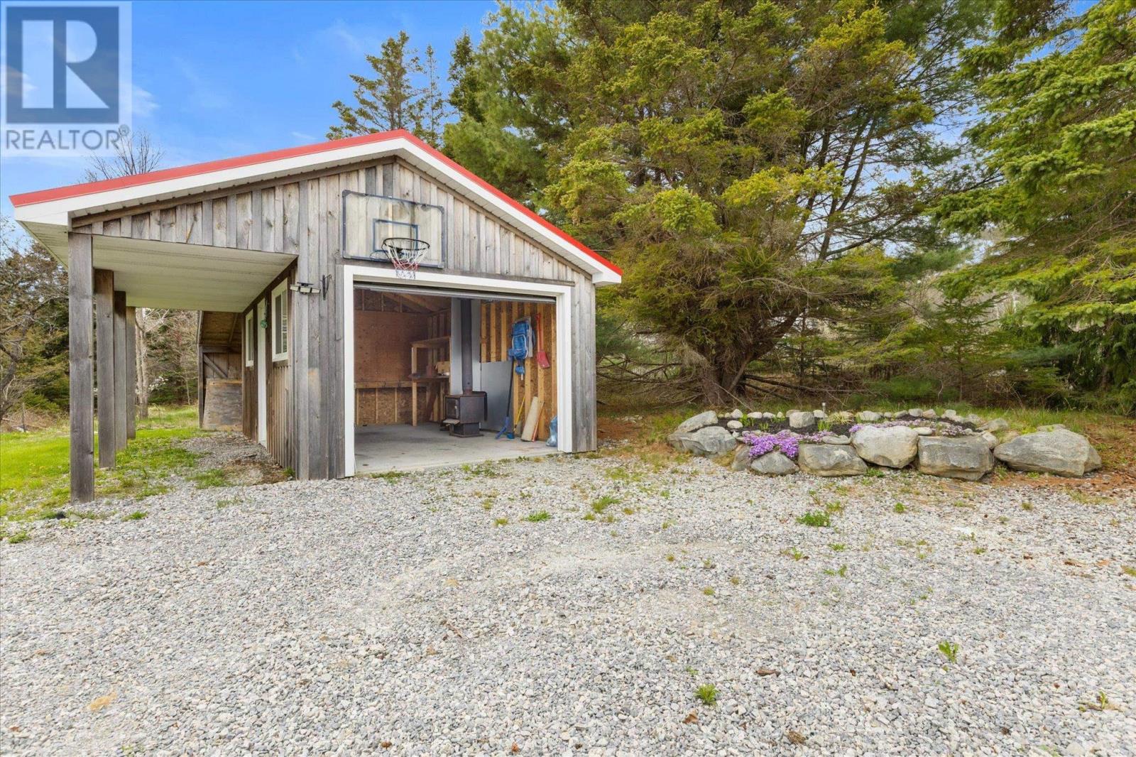 5853 3 Highway - 34