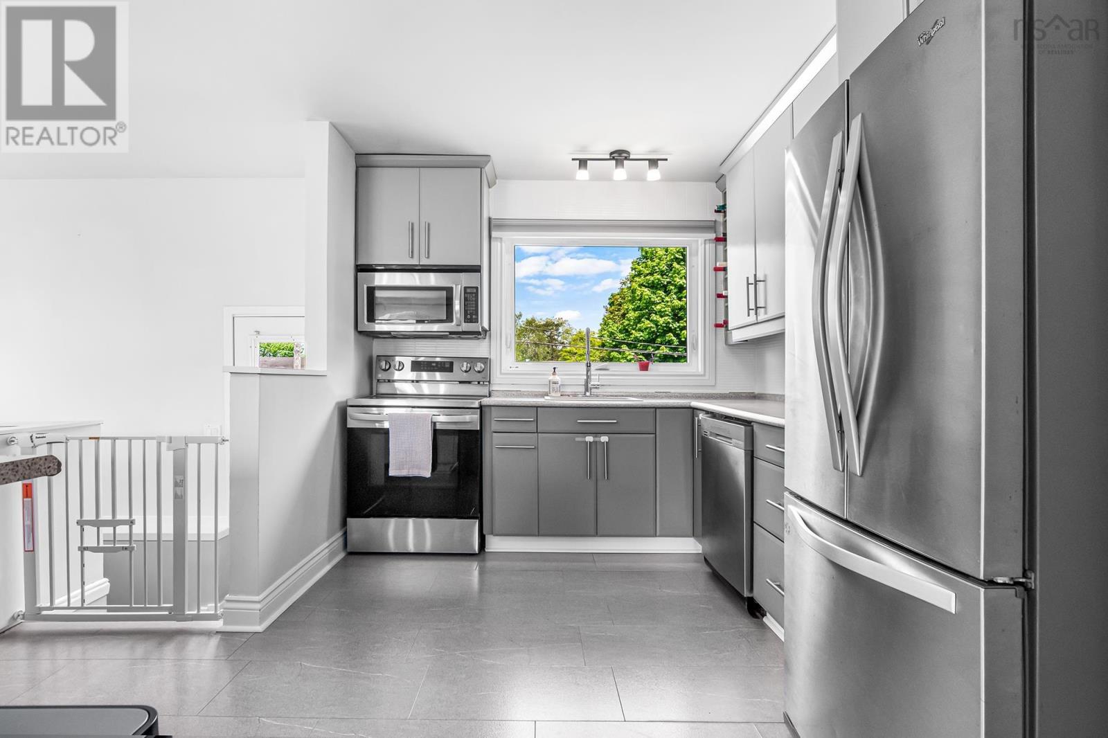 88 Ancaster Court - 11