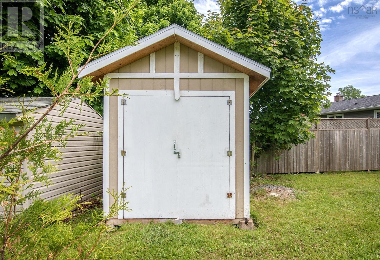 88 Ancaster Court - 37
