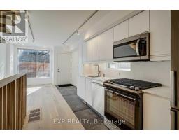 452 Montrose Avenue, Toronto, ON M6G3H1 Photo 19