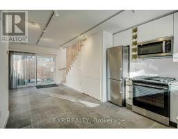 452 Montrose Avenue, Toronto, ON M6G3H1 Photo 30
