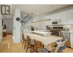 Kitchen - 452 Montrose Avenue, Toronto, ON M6G3H1 Photo 8