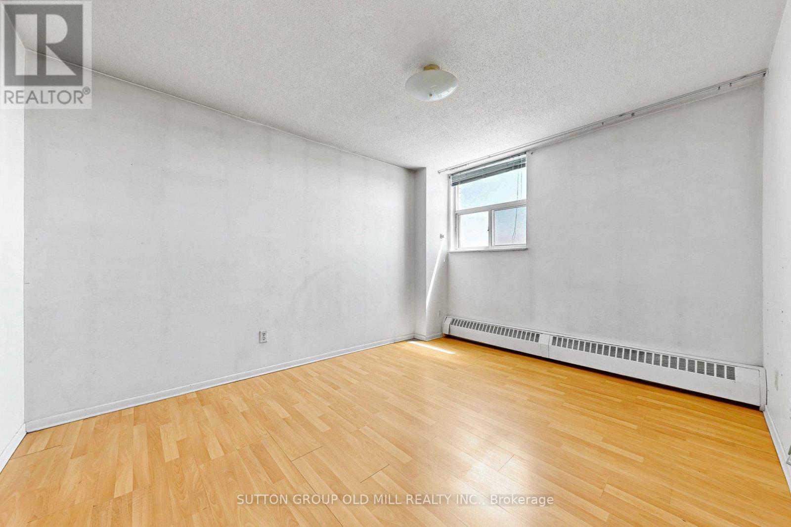 #1901 5 PARKWAY FOREST DRIVE - 16