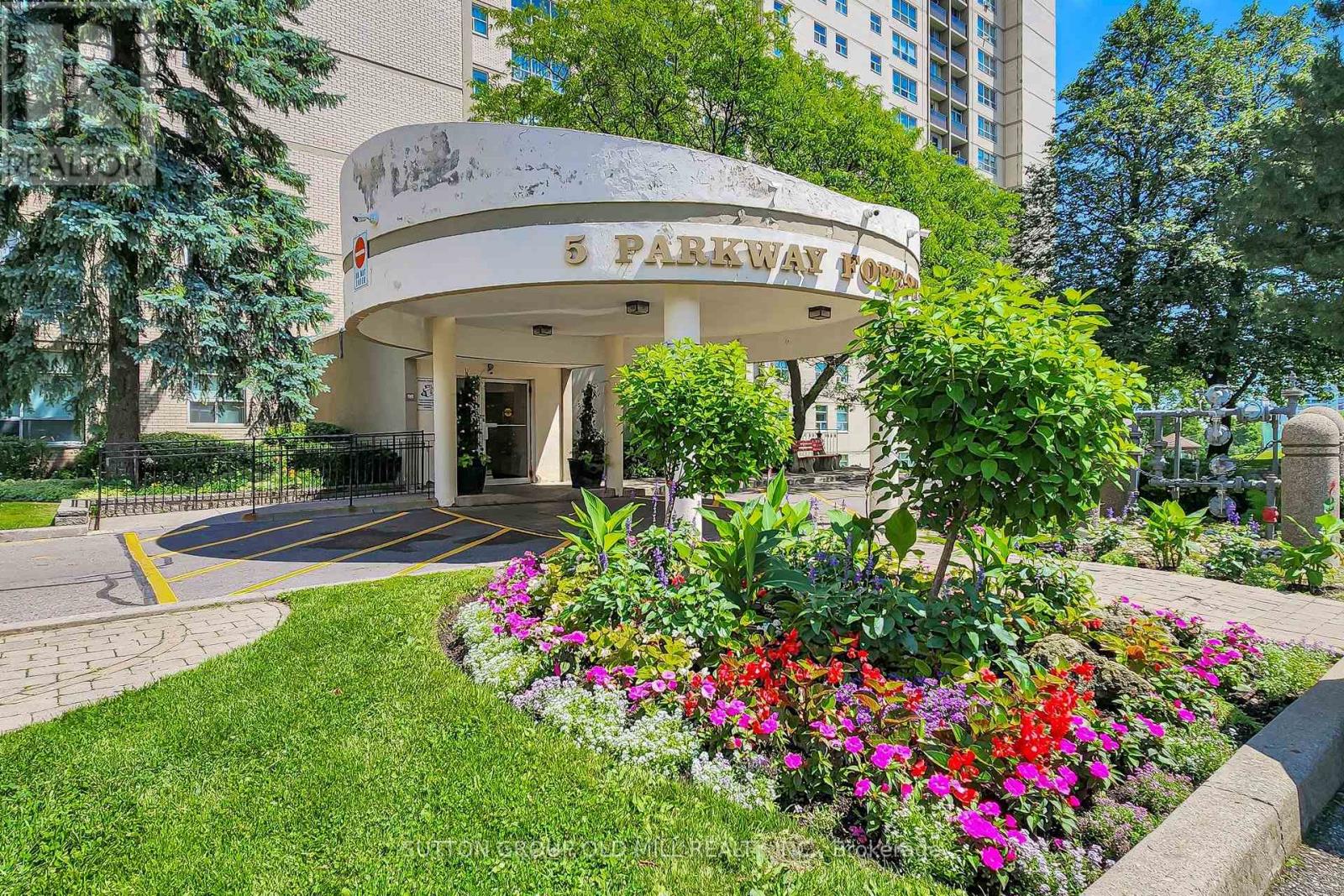 #1901 5 PARKWAY FOREST DRIVE - 2