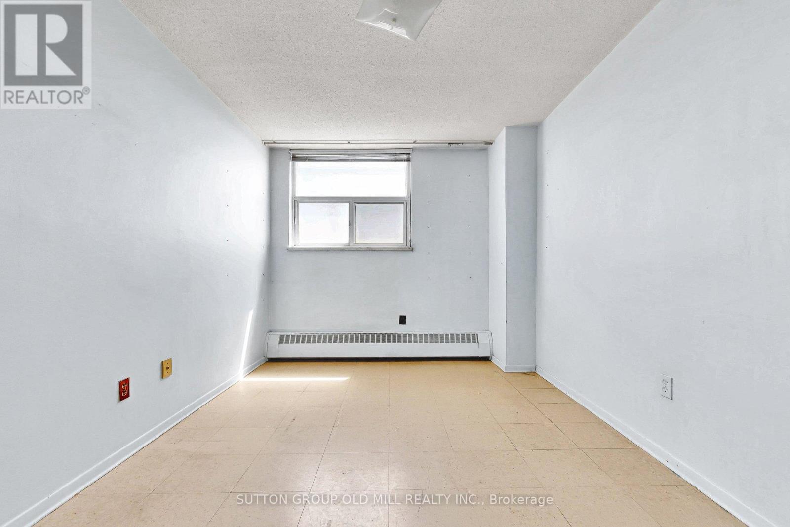 #1901 5 PARKWAY FOREST DRIVE - 25