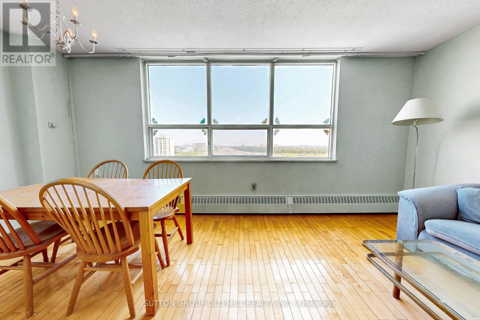 #1901 5 PARKWAY FOREST DRIVE - 7