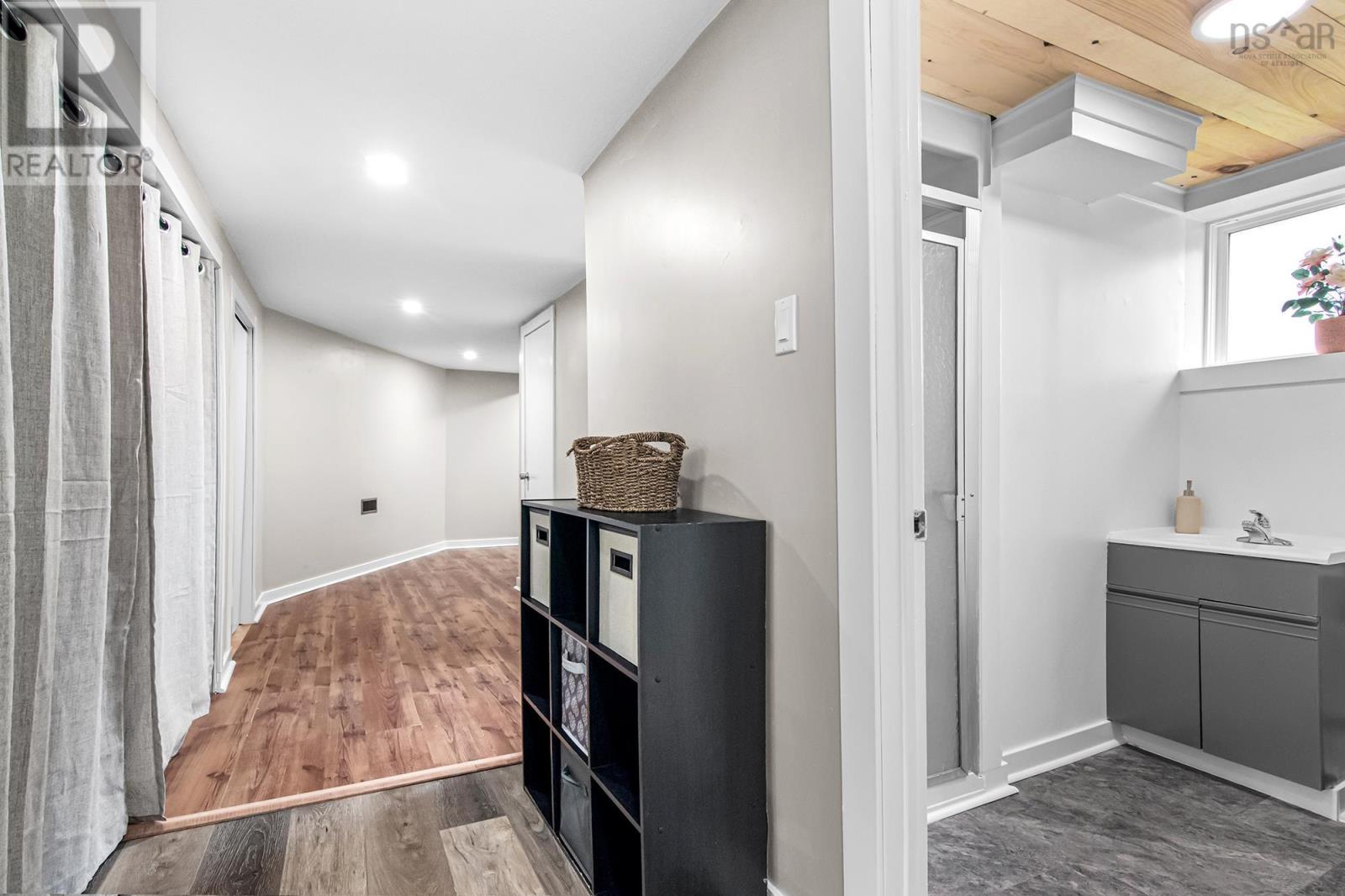 88 Ancaster Court - 27