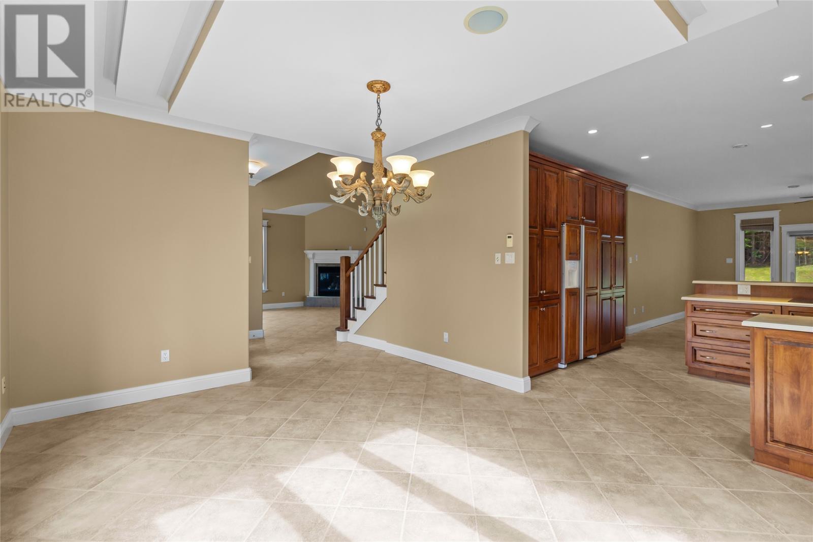 8 Cayman Drive - 13