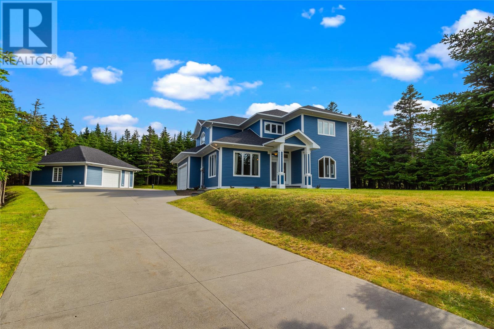 8 Cayman Drive - Image 2