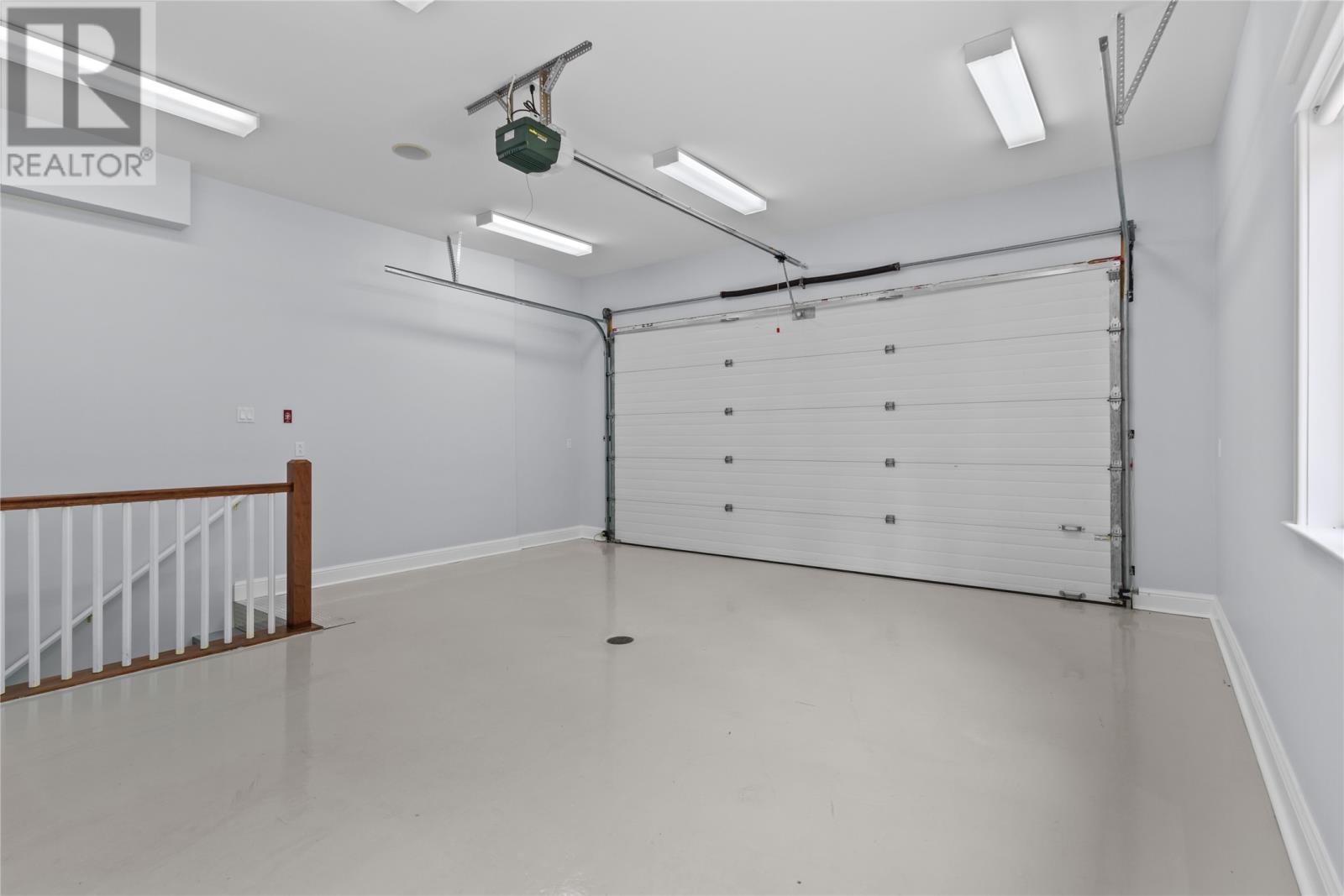 8 Cayman Drive - Image 38