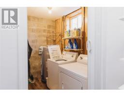 40 Wood Crescent thumbnail 17